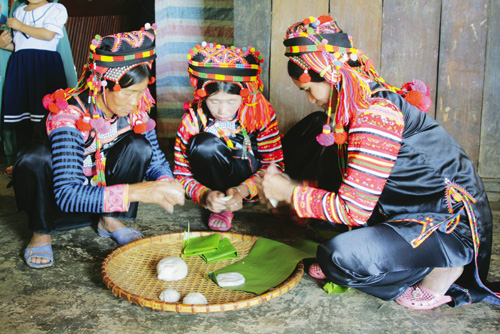 Đồng bào Hà Nhì vui đón Tết ảnh 5